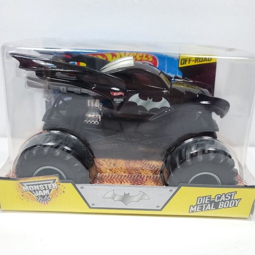 Hot Wheels Monster Jam DC Comics Batman 1:24 Off-Road Diecast Metal Truck 2015